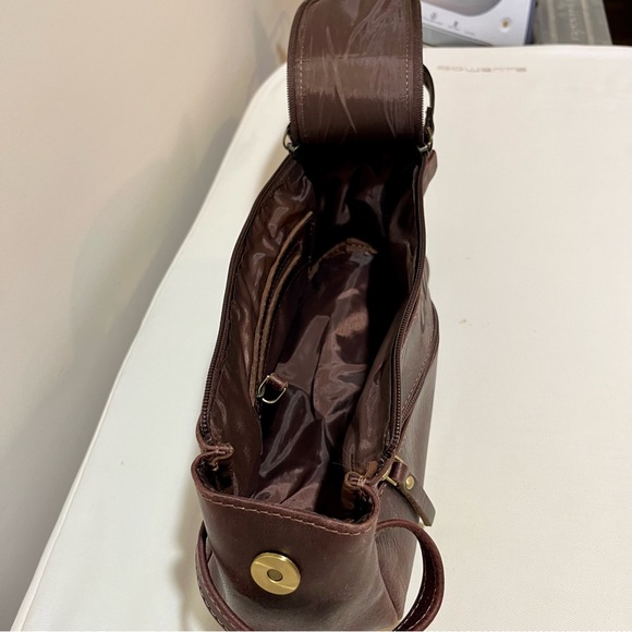 Leather Dark Brown Toiletry Bag - Picture 6 of 6